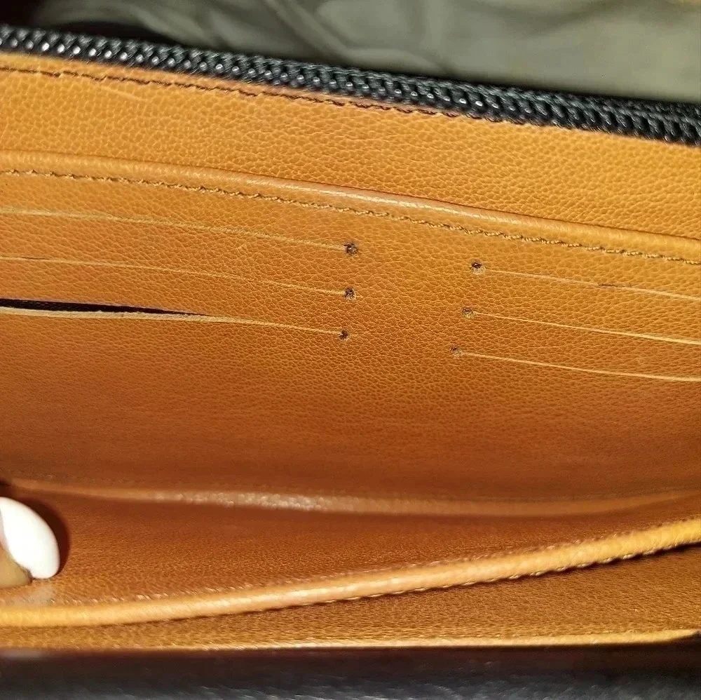 LOUIS Cardini Leather Travel Wallet with wrist strap
